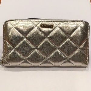 NWT Kate Spade Silver Quilted Metallic Wallet